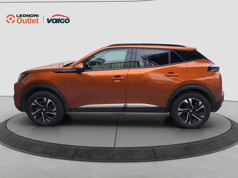 Usata Peugeot e-2008 Allure 100 kW (136 CV) 2021 Orange fusion SUV