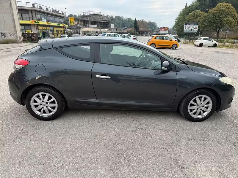 Usata Renault Mégane III 2010 Grigio Coupé