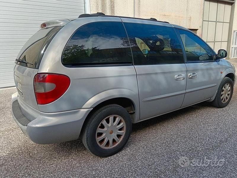 Usata Chrysler Grand Voyager 2005 Monovolume