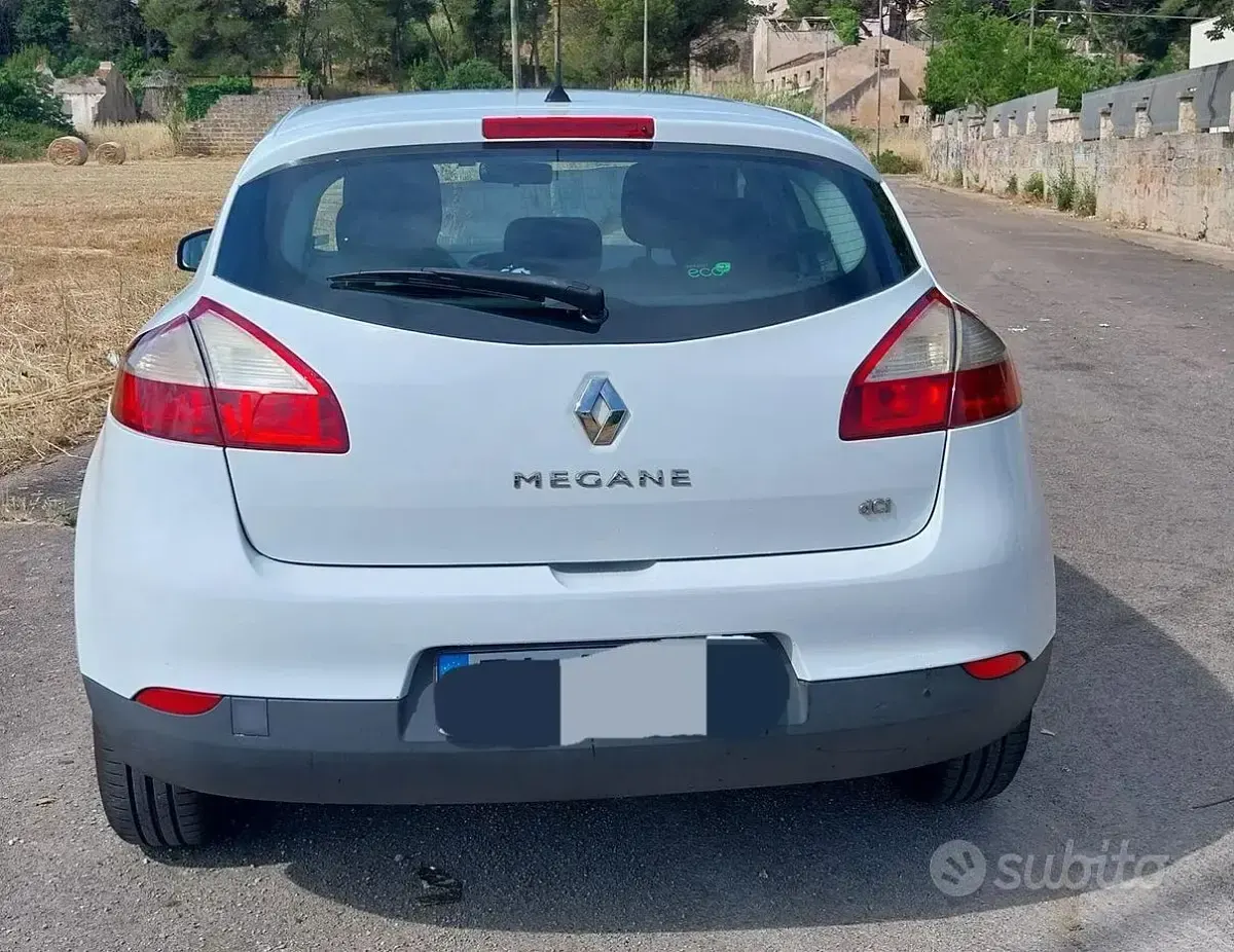 Usata Renault Mégane III 90 CV (66 kW) 2010 Bianco Berlina