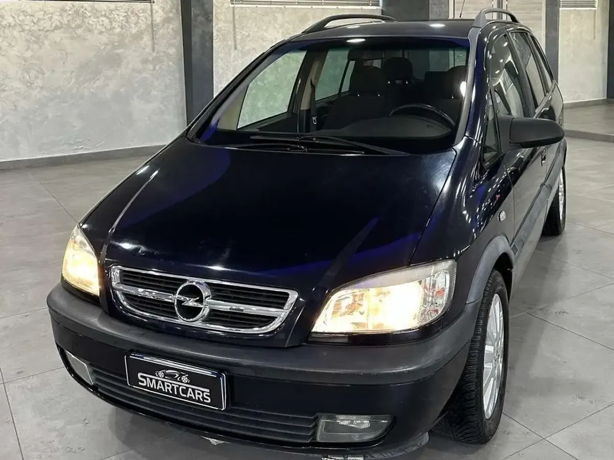 Usata Opel Zafira Comfort 125 CV (91 kW) 2003 Blu/azzurro Monovolume