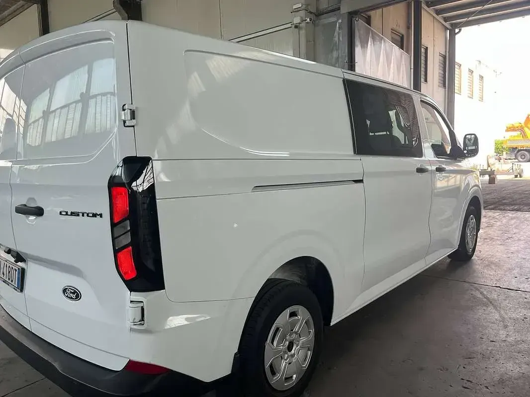 Usata Ford Transit Custom 136 CV (100 kW) 2024 Bianco Furgone