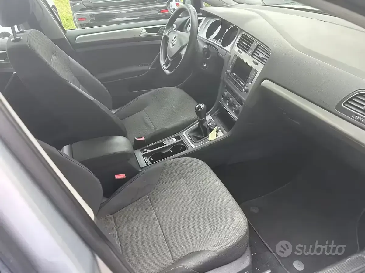 Usata VW Golf VII Comfortline 110 CV (80 kW) 2014 Grigio Station wagon