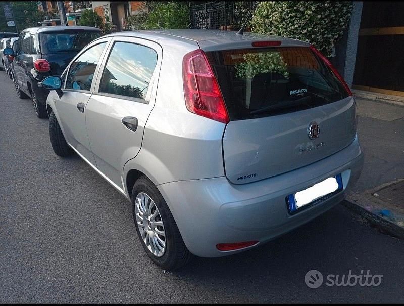 Usata Fiat Punto Street 95 CV (69 kW) 2017 Grigio Utilitaria