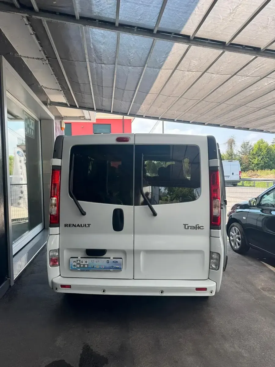 Usata Renault Trafic 114 CV (83 kW) 2014 Bianco Monovolume