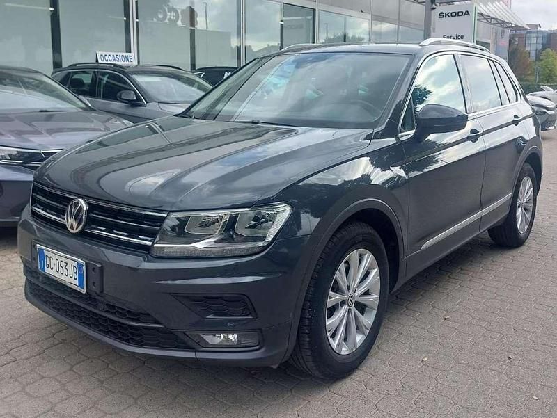 Grigio urano Usata 2020 VW Tiguan Business SUV | 20.990 € (Super prezzo) - Immagine 1/4