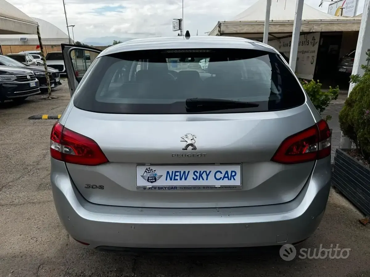 Usata Peugeot 308 Business-Line 120 CV (88 kW) 2017 Grigio Station wagon