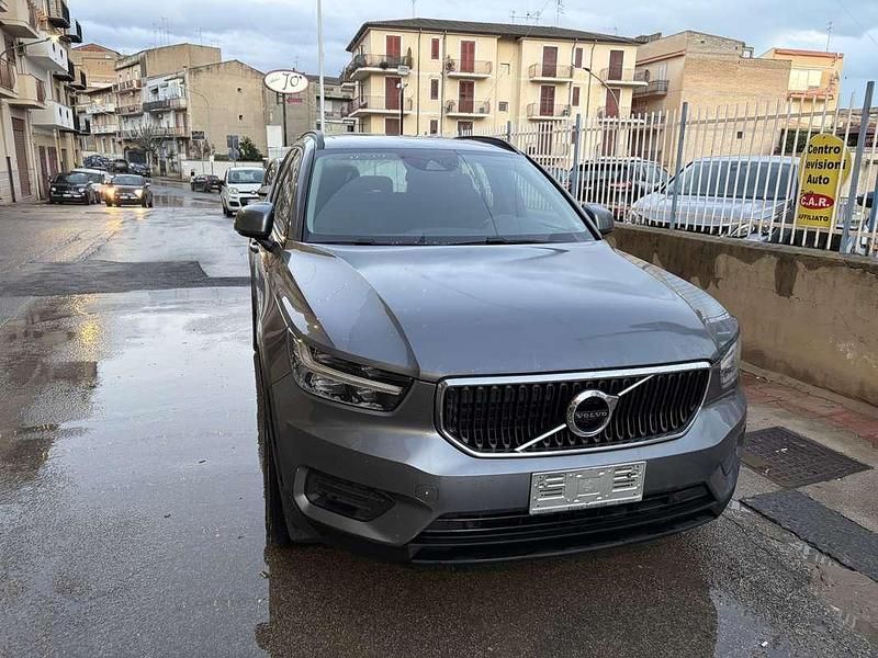 Usata Volvo XC40 Momentum 150 CV (110 kW) 2019 SUV