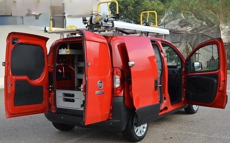 Usata Fiat Fiorino 95 CV (69 kW) 2016 Rosso Monovolume