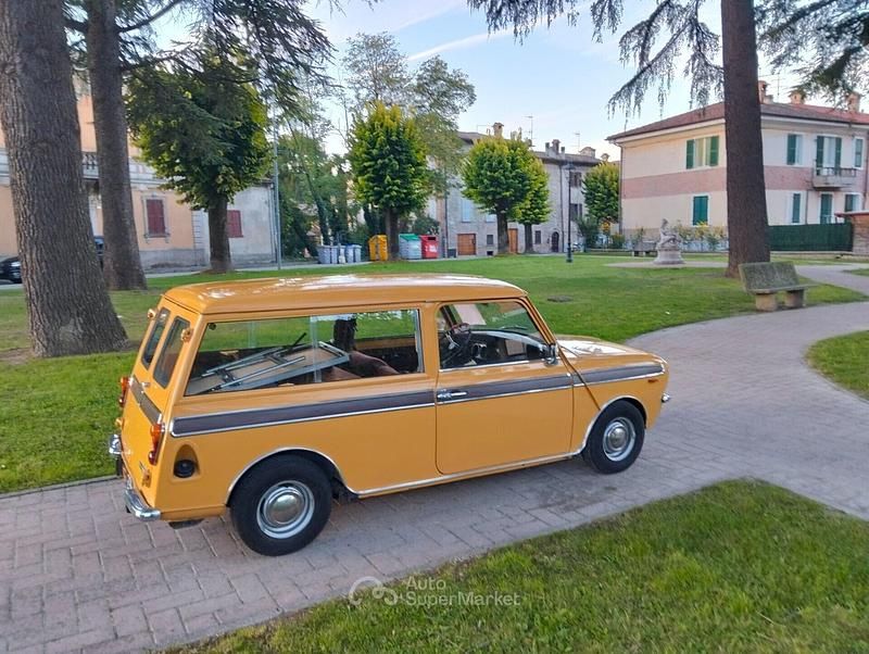 Usata Mini Cooper Clubman Hype 50 CV (36 kW) 2026 Giallo Station wagon