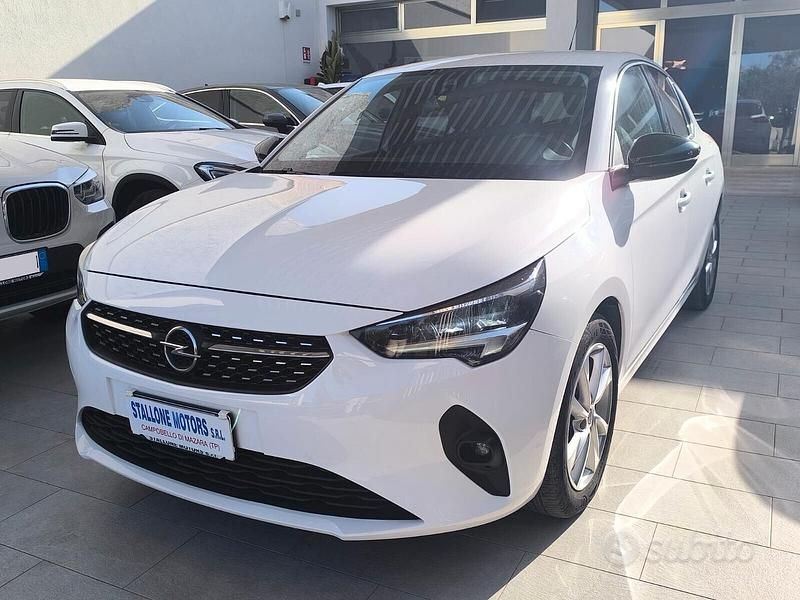 Usata Opel Corsa Edition 101 CV (74 kW) 2022 Bianco Utilitaria