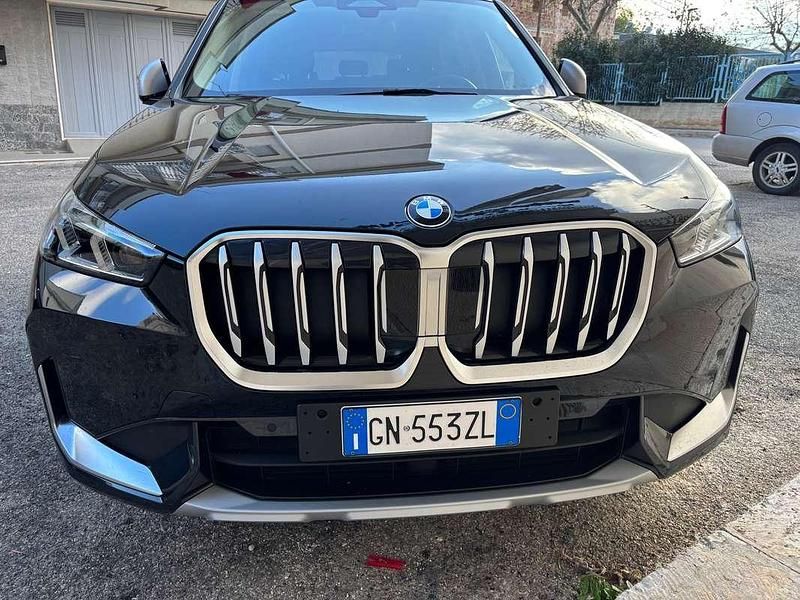 Usata 2022 BMW X1 xLine SUV | 33.900 € (Cara) - Immagine 1/4