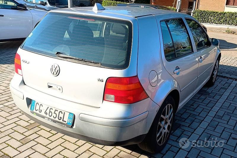 Usata VW Golf IV Highline 2003 Grigio Berlina