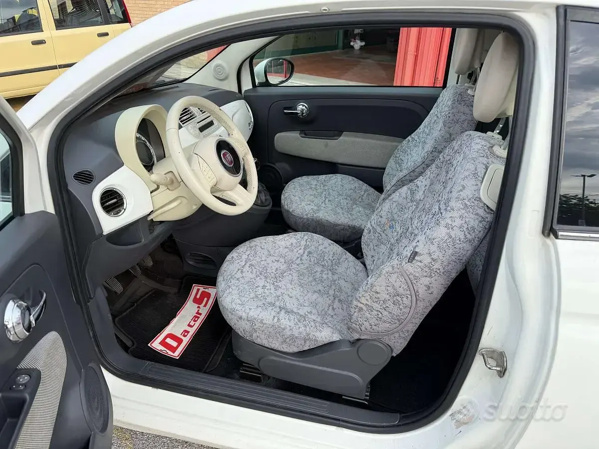 Usata Fiat 500 Lounge 75 CV (55 kW) 2008 Bianco Utilitaria