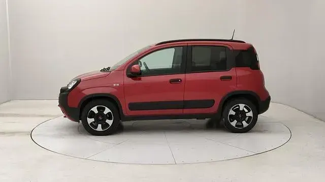 Usata Fiat Panda Cross Cross 70 CV (51 kW) 2024 Rosso Utilitaria
