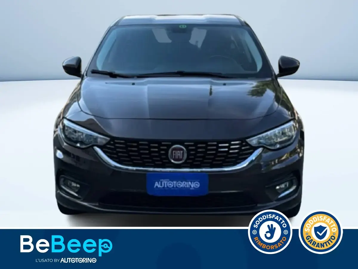 Usata Fiat Tipo Opening Edition 95 CV (69 kW) 2016 Bronzo metallizzato Berlina