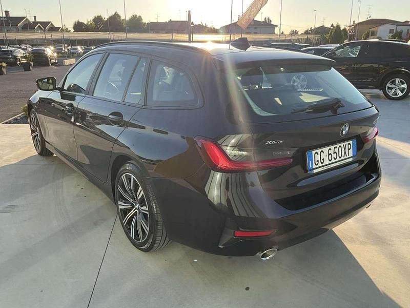 Usata BMW 320 Sport Line 190 CV (139 kW) 2020 Nero Station wagon