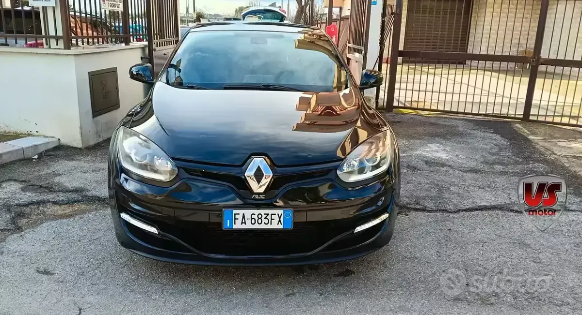 Usata Renault Mégane Coupé R.S. 265 CV (194 kW) 2015 Nero Coupé