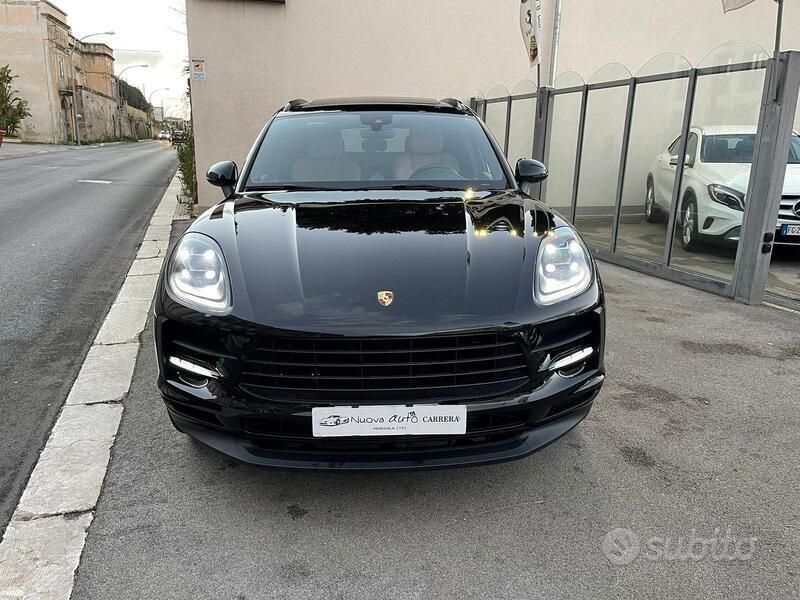 Usata 2021 Porsche Macan SUV | 76.999 € - Immagine 1/4
