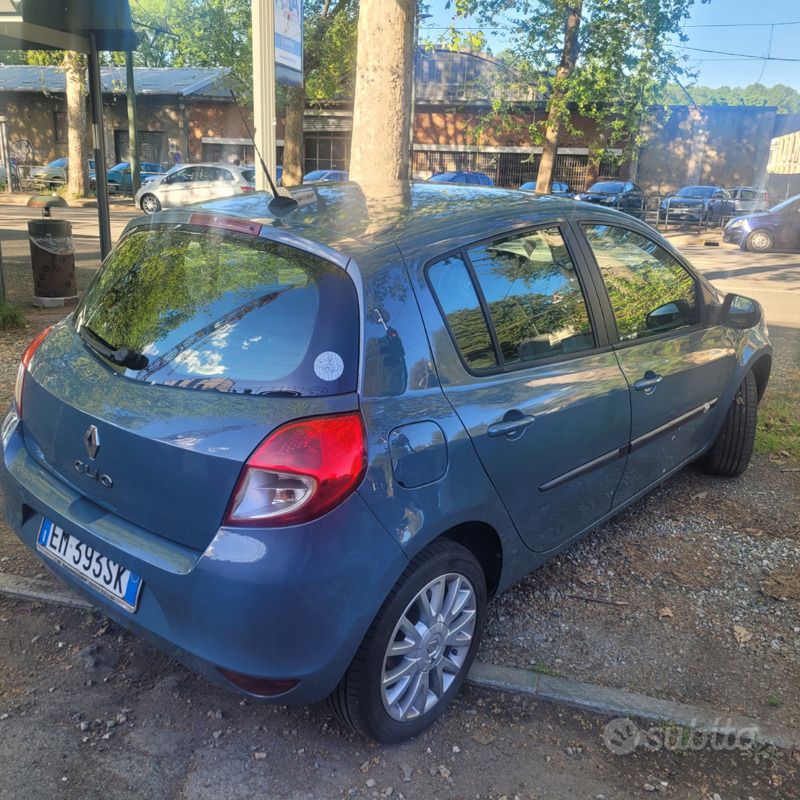 Usata Renault Clio IV 100 CV (73 kW) 2012 Utilitaria