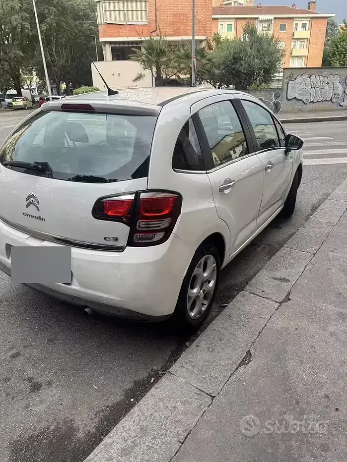 Usata Citroën C3 82 CV (60 kW) 2015 Bianco Berlina