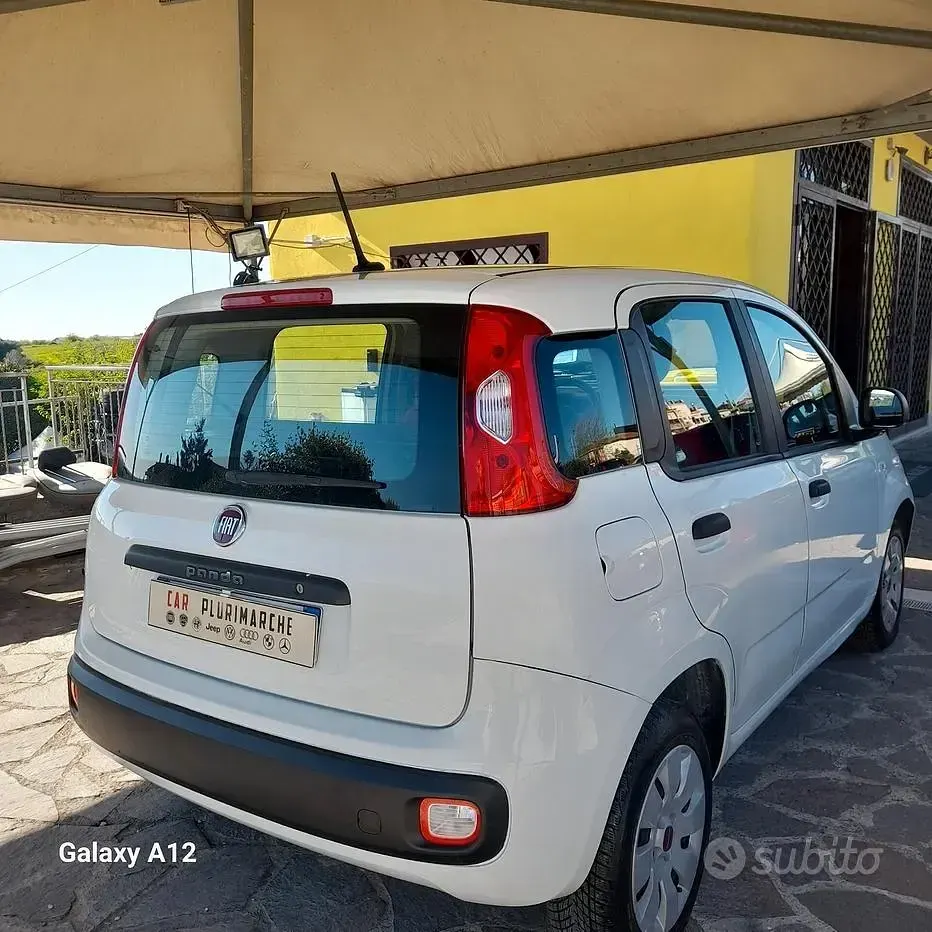 Usata Fiat Panda Lounge 69 CV (50 kW) 2021 Bianco Utilitaria