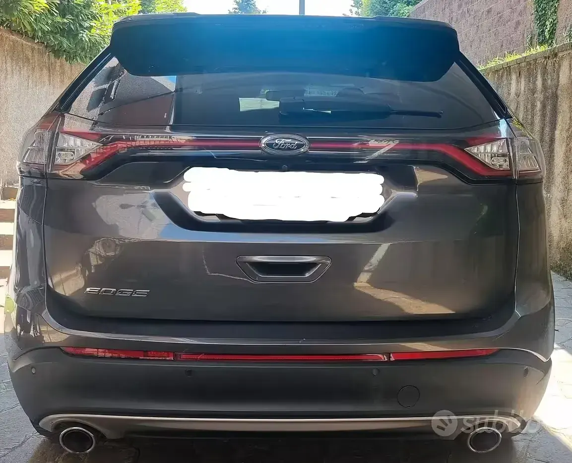 Usata Ford Edge 179 CV (131 kW) 2017 Grigio SUV