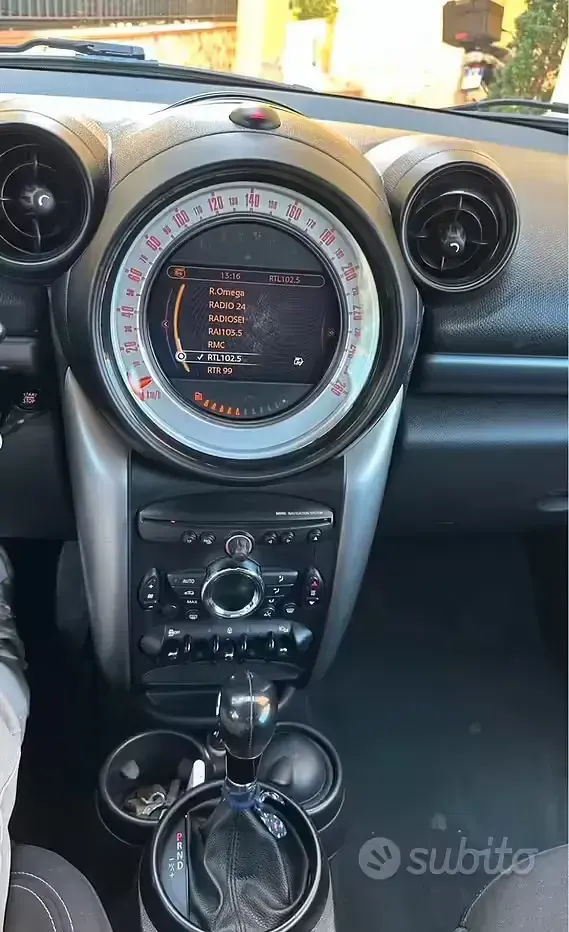 Usata Mini Paceman 111 CV (81 kW) 2014 Grigio Utilitaria