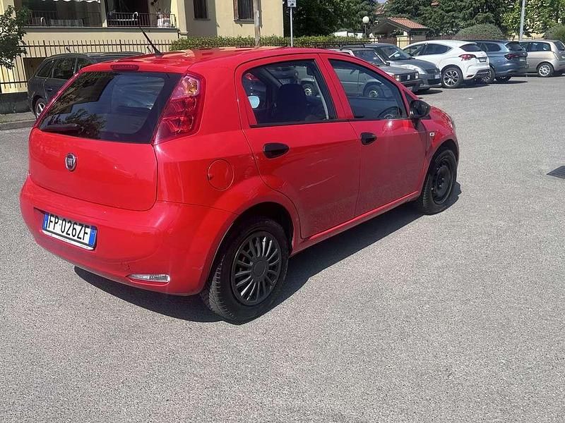 Usata Fiat Punto Street 69 CV (50 kW) 2018 Utilitaria