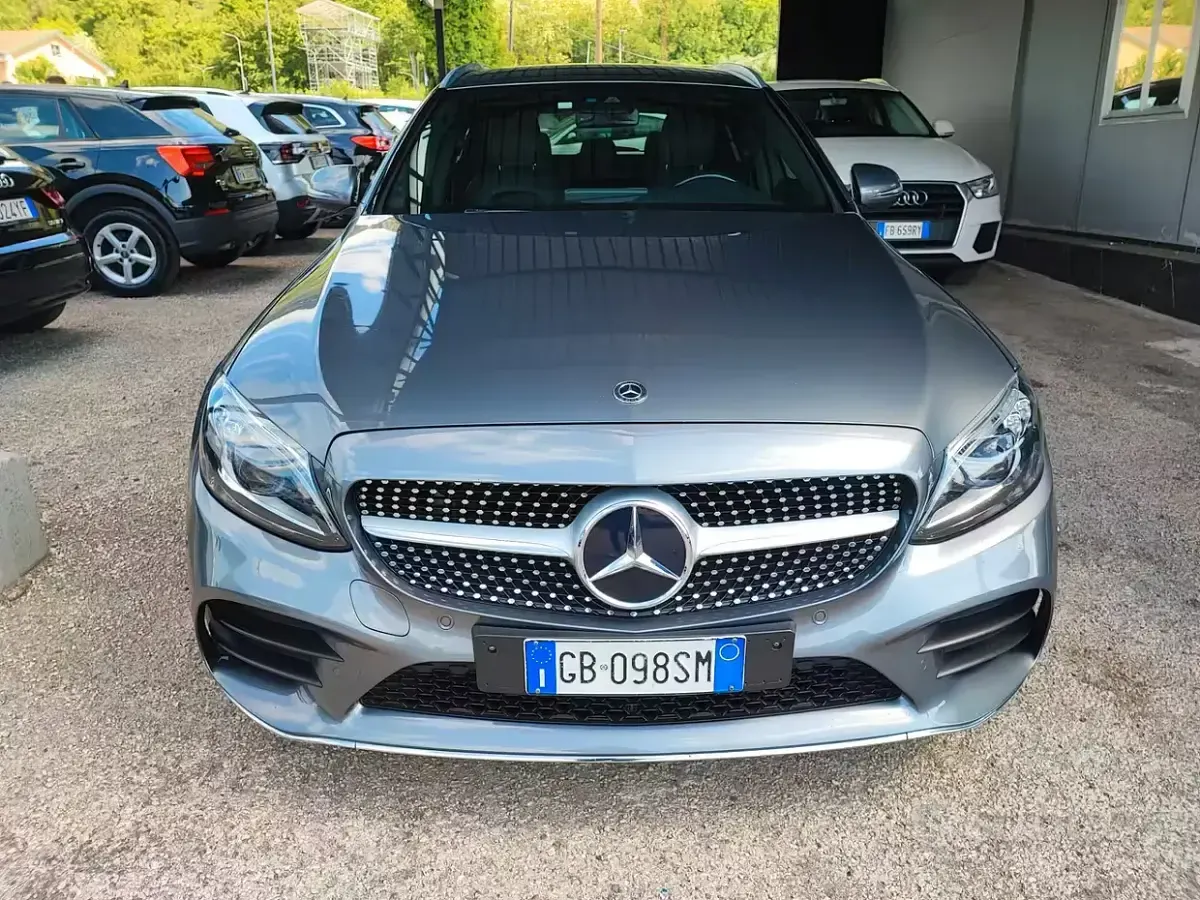 Usata Mercedes C220 Premium 160 CV (117 kW) 2020 Grigio Station wagon