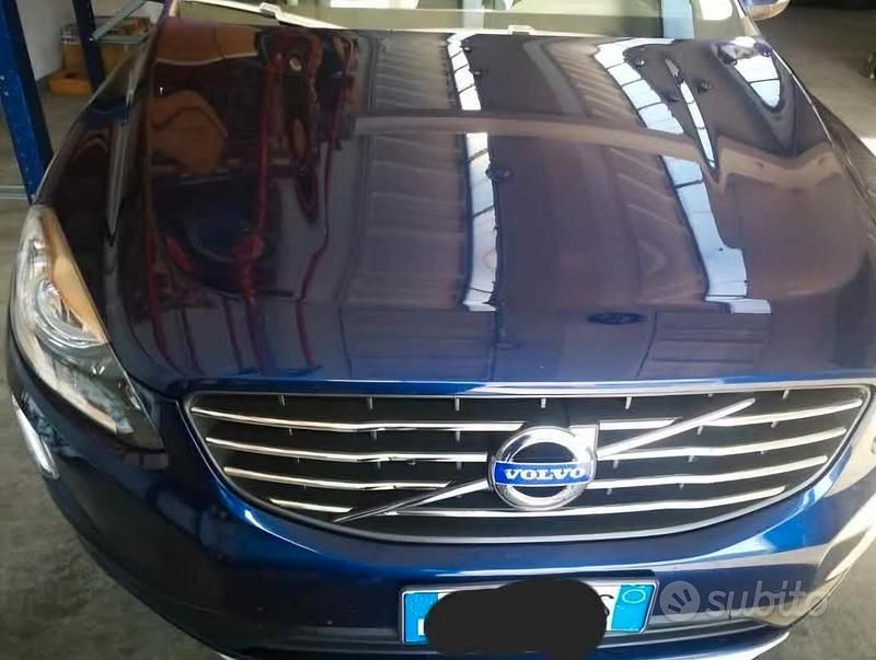Usata Volvo XC60 181 CV (133 kW) 2015 Blu SUV