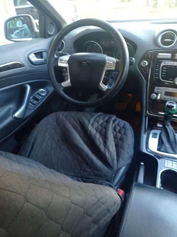 Usata Ford Mondeo Ghia 131 CV (96 kW) 2007 Grigio Station wagon