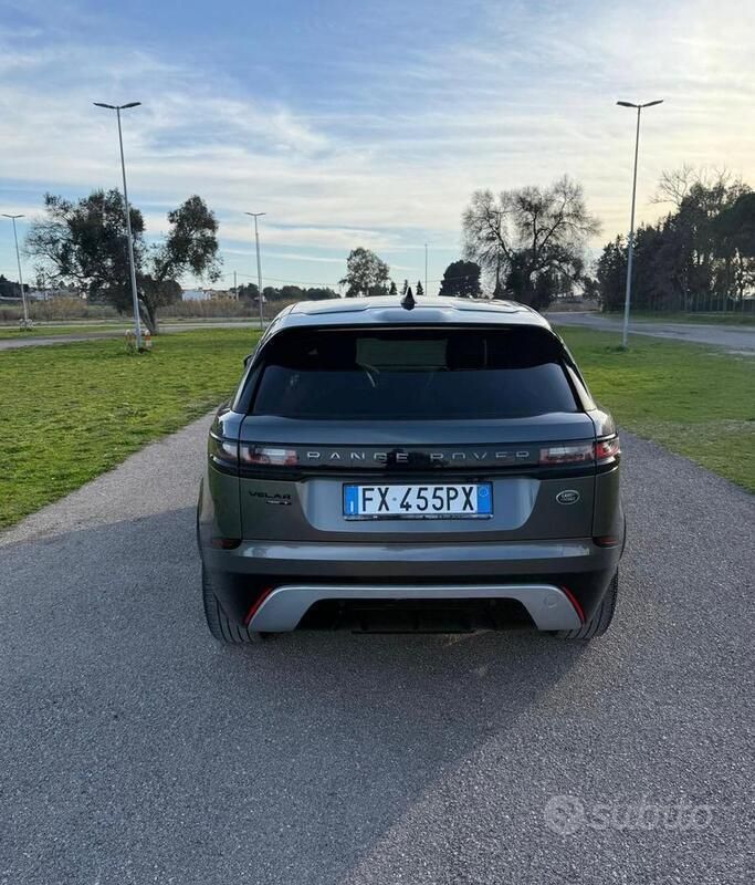 Usata Land Rover Range Rover Velar SE Dynamic 241 CV (177 kW) 2019 Grigio SUV
