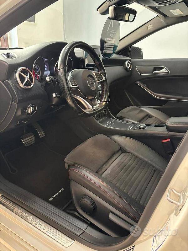 Usata Mercedes A180 AMG 109 CV (80 kW) 2016 Bianco Berlina