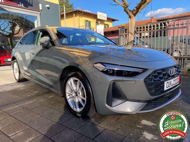 Usata Audi A5 Advanced 150 CV (110 kW) 2025 Grigio Station wagon