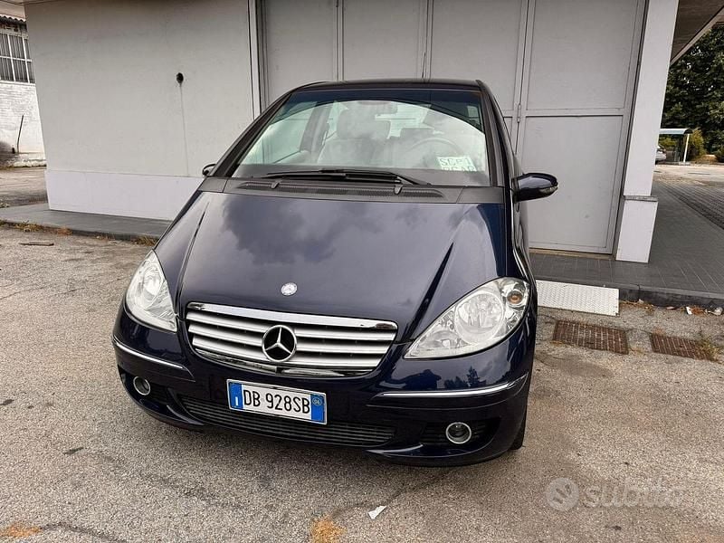 Usata Mercedes A200 140 CV (102 kW) 2006 Blu Coupé