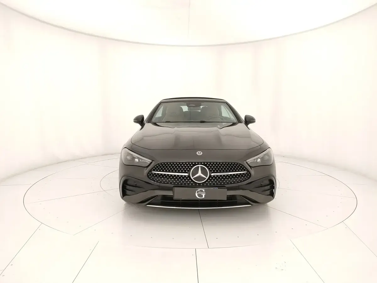 Usata Mercedes CLE220 AMG Line Premium 197 CV (144 kW) 2024 Grigio Cabrio