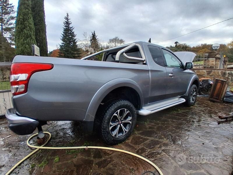 Usata Fiat Fullback 180 CV (132 kW) 2017 Grigio Pick-up