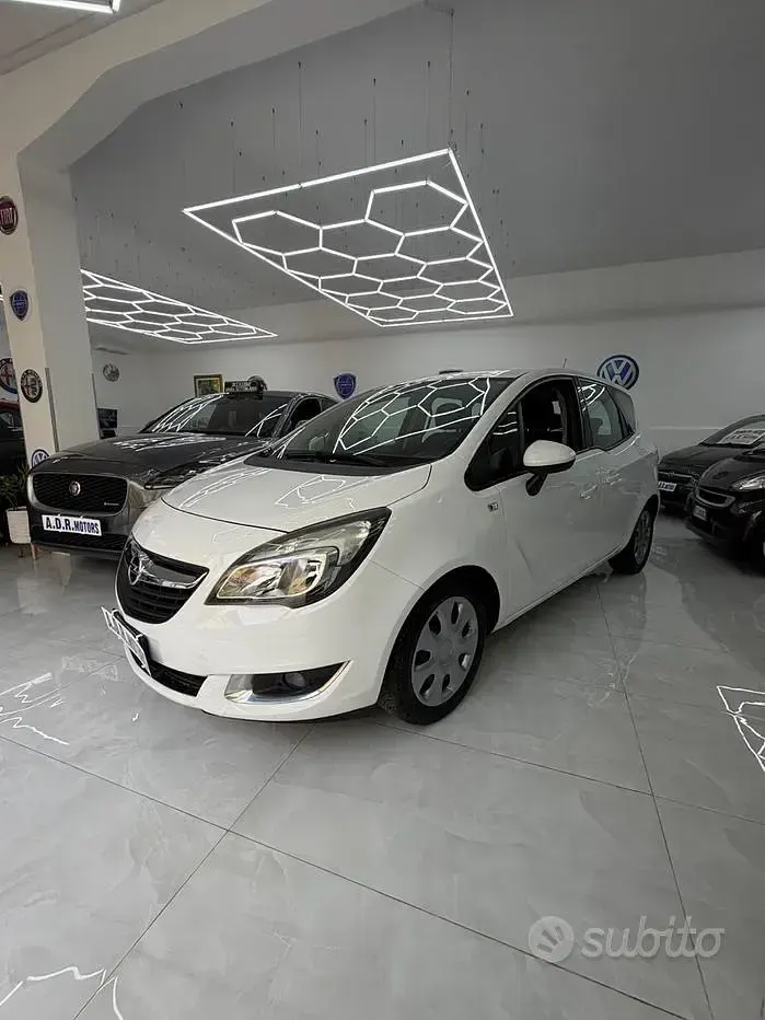 Gebraucht Opel Meriva Cosmo 120 PS (88 kW) 2014 Weiß Van / Kleinbus