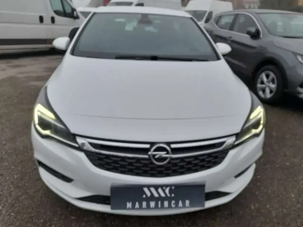 Occasion Opel Astra Dynamic 110 ch (80 kW) 2019 Blanc Berline