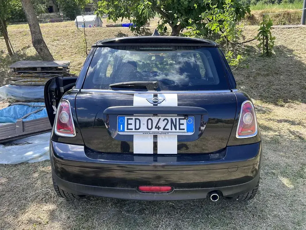 Usata Mini ONE 98 CV (72 kW) 2010 Utilitaria