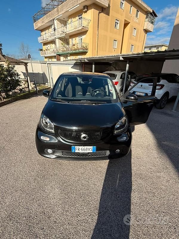 Usata Smart ForFour 2018 Nero Utilitaria