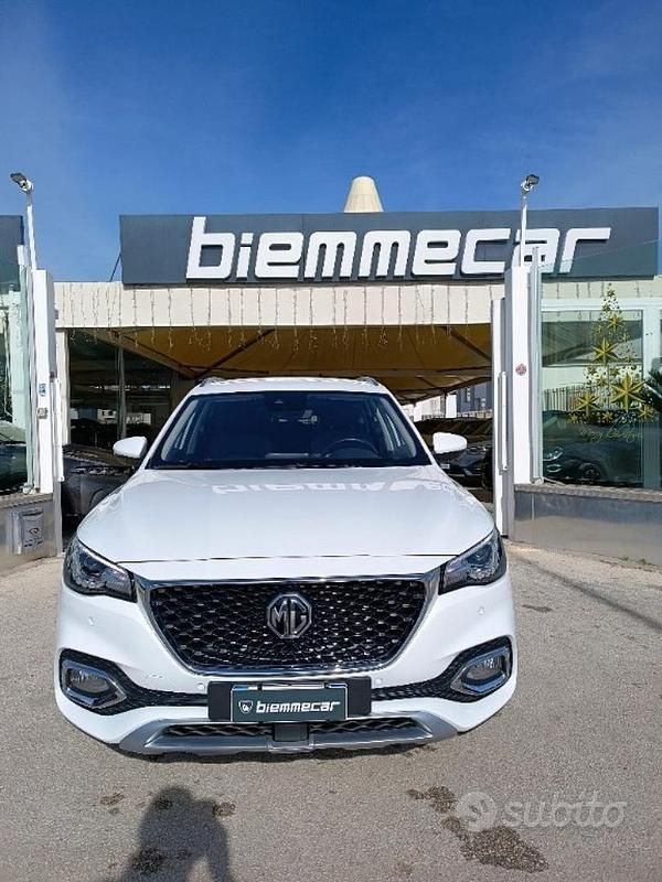 Usata MG HS Luxury 2023 Bianco SUV
