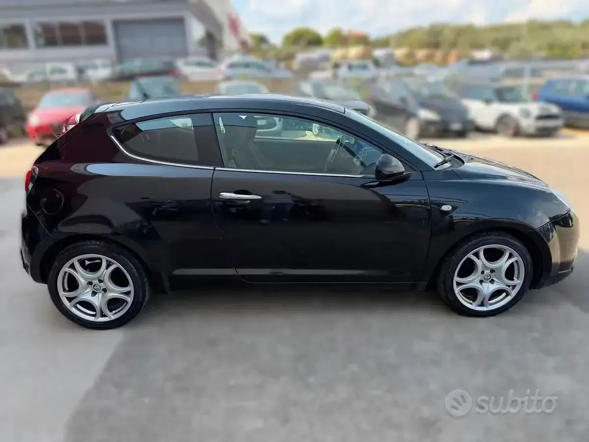 Usata Alfa Romeo MiTo 79 CV (58 kW) 2009 Nero Utilitaria