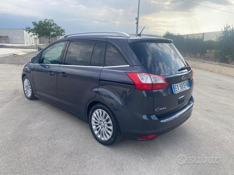 Begagnad Ford C-MAX 2014 Grå Minibuss