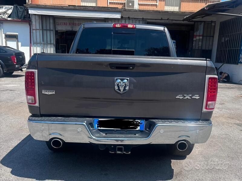Usata Dodge Ram 2014 Grigio Pick-up