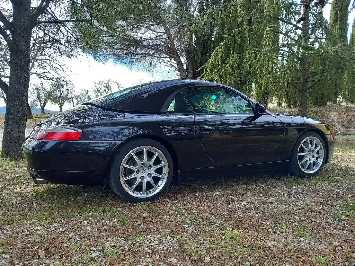 Usata Porsche 996 320 CV (235 kW) 2001 Cabrio