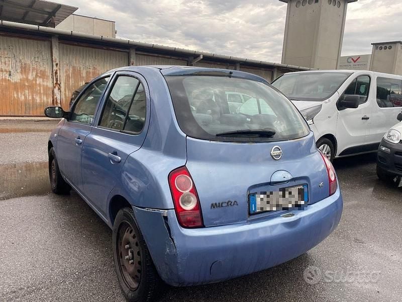 Usata Nissan Micra Acenta 65 CV (47 kW) 2003 Azzurro pastello Utilitaria