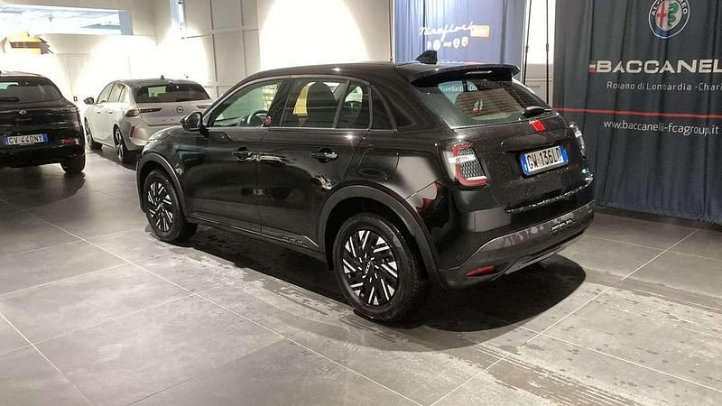 Usata Fiat 600E Red 61 kW (84 CV) 2024 Nero SUV