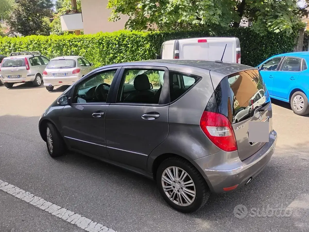 Usata Mercedes A160 95 CV (69 kW) 2009 Grigio Berlina